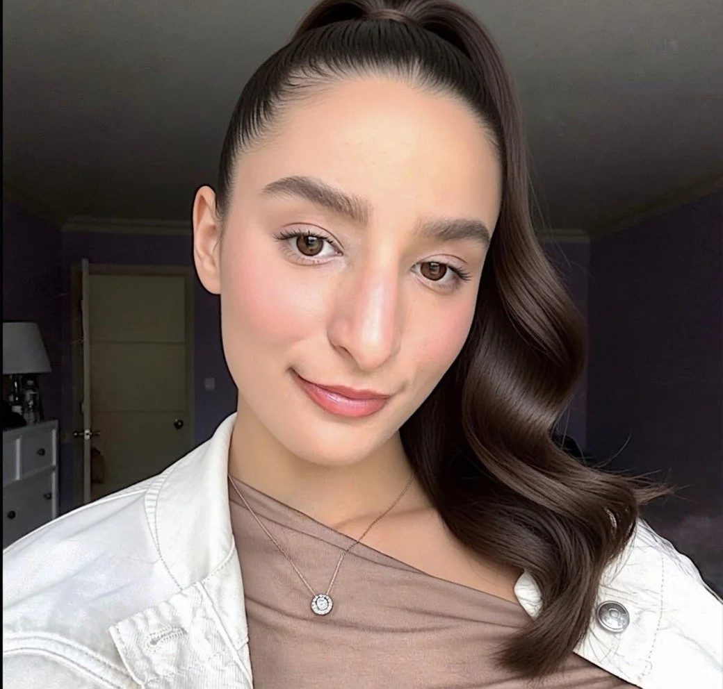 Lauren from New Jersey. Imagine those lips licking up your cock. #Leaked.Instagram image 2