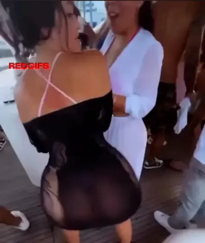 That Dress Couldn't Handle That Phatass cover image