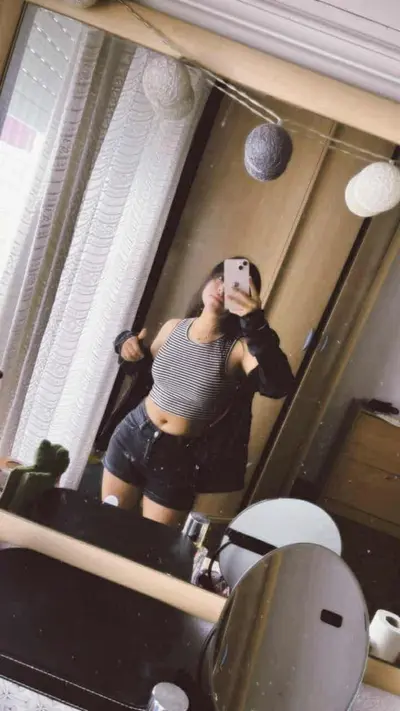 Linda Chica cover image
