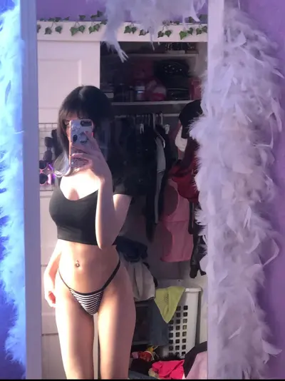 Amateur girlfriend submitted cover image