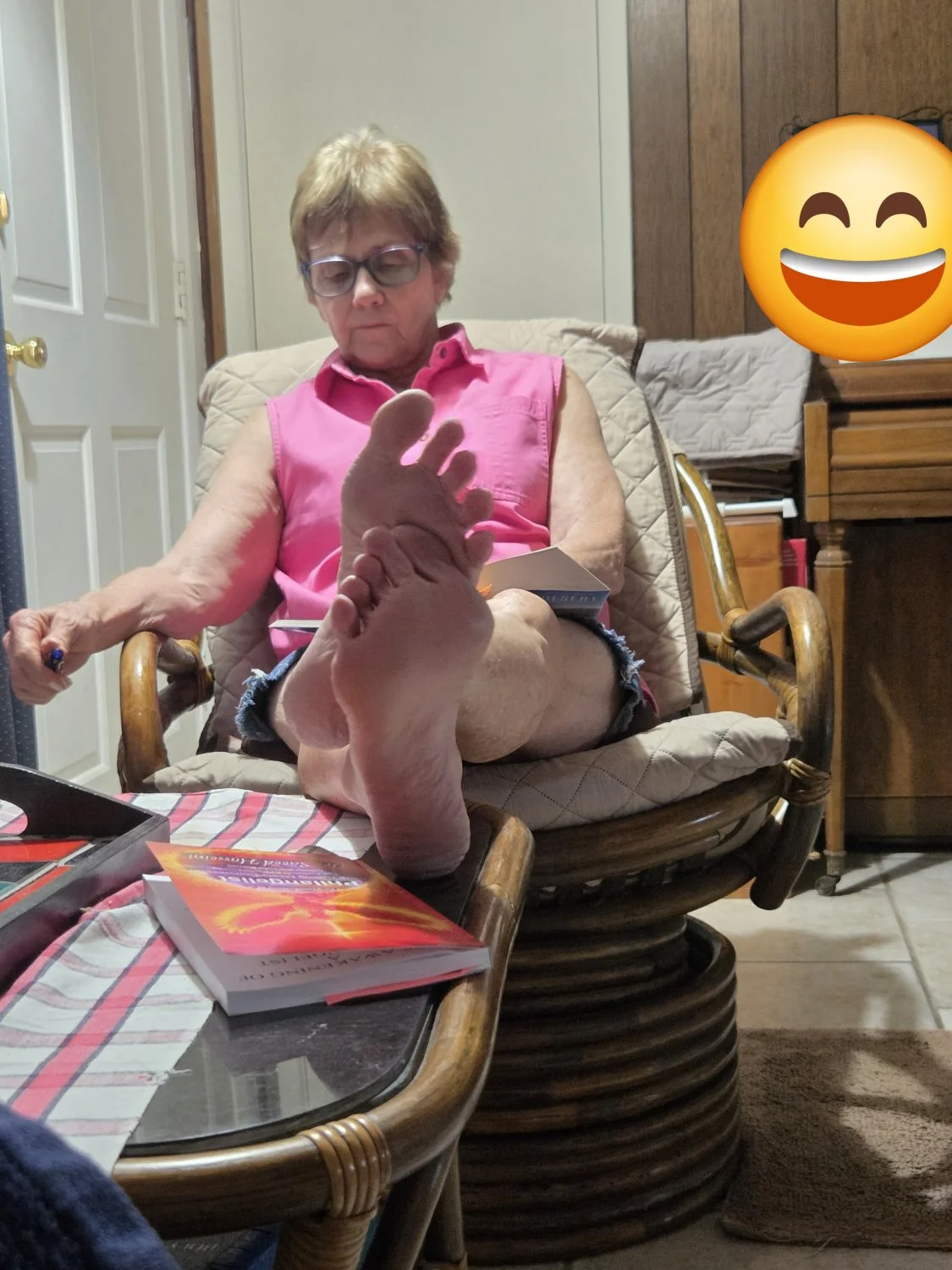 DANIELLE READS PORN main image