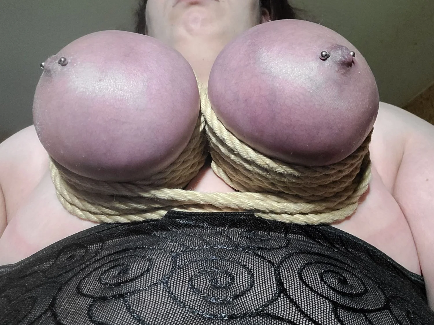 Tied tit BBW Jessica image 27