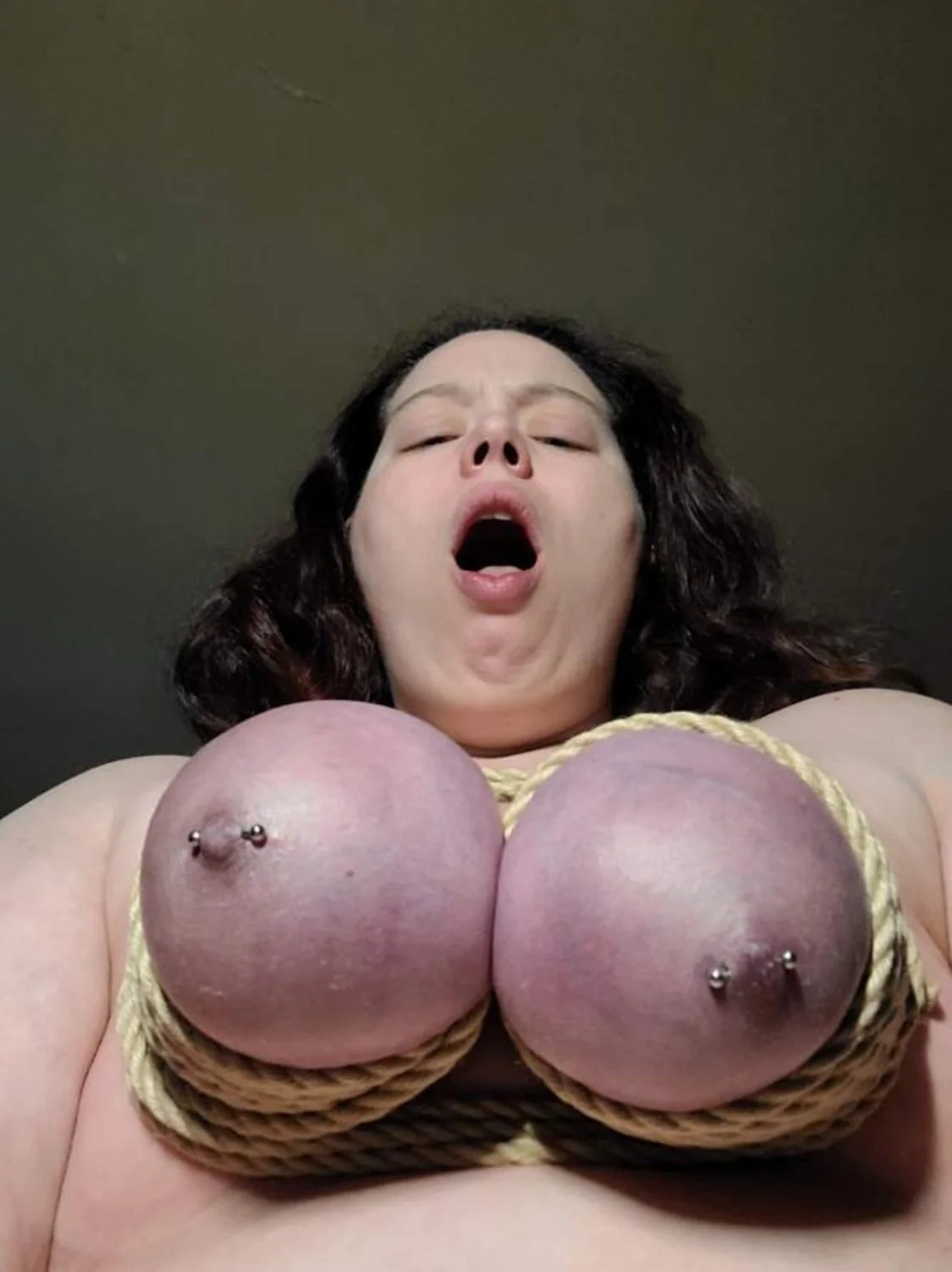 Tied tit BBW Jessica image 6
