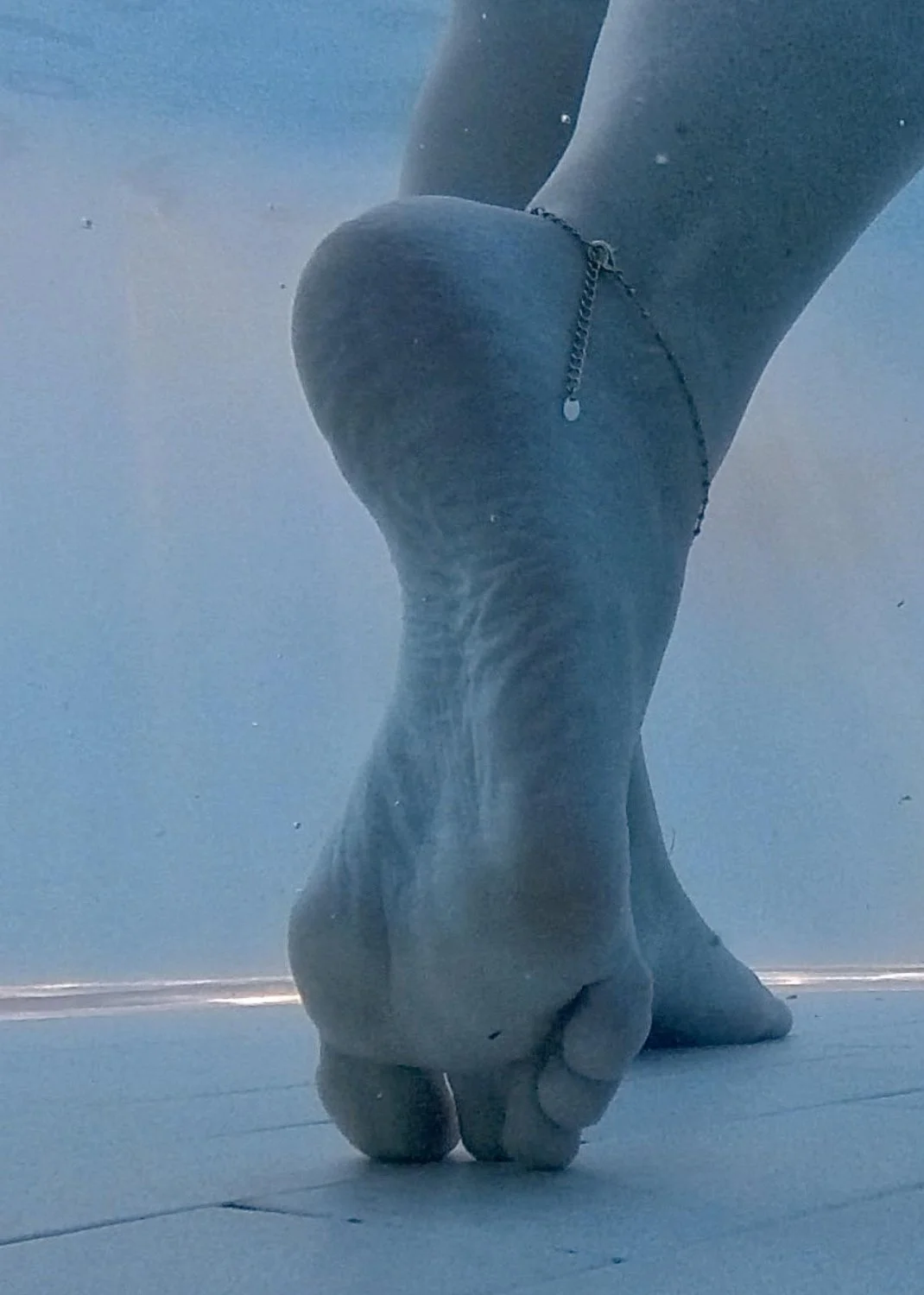 Tiny foot slut exposed image 21