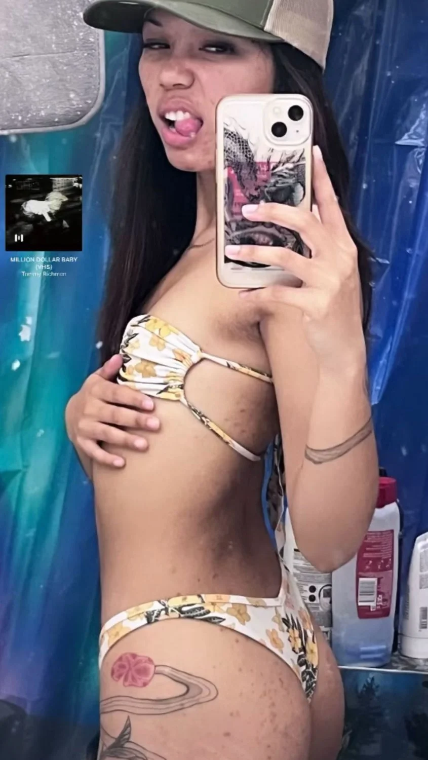 Petite hawaii slut image 4