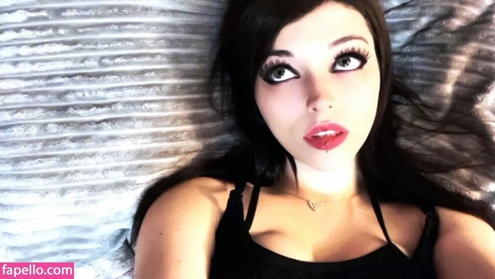 zomb1e_tramp image 28