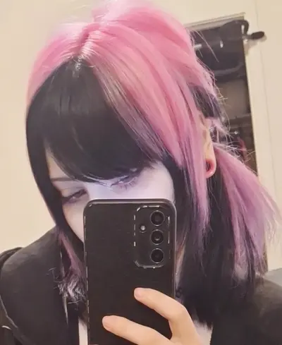 slim emo pink hair slut leaked cover image