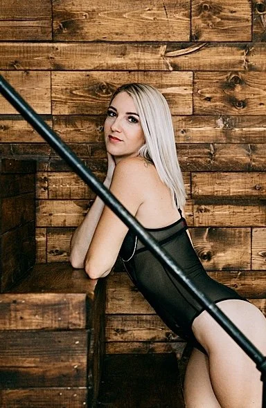 Gorgeous tiny tit blonde boudoir image 3
