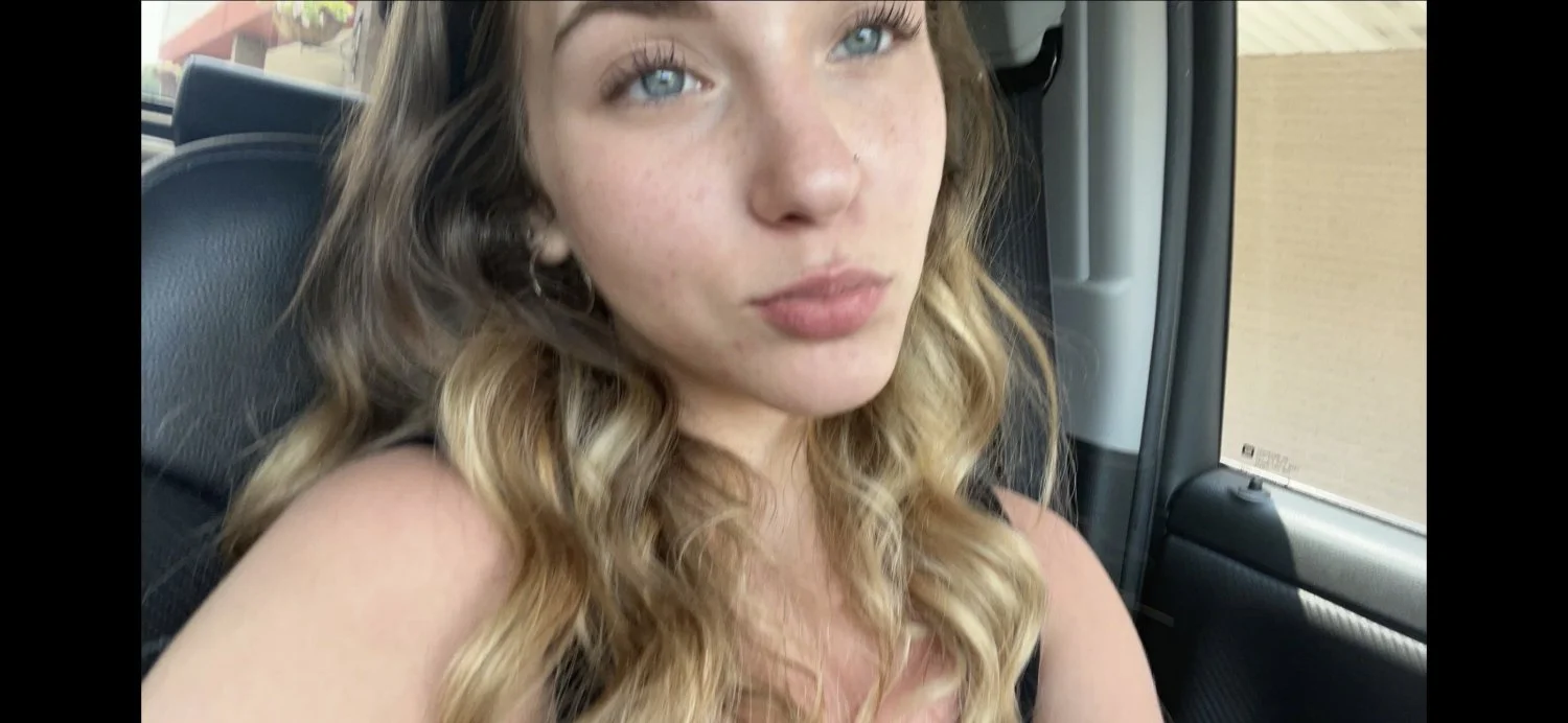 gf wants 10” BBC to embarrass me & ruin her pussy deeper than I ever will. DM us if ur from OH image 5