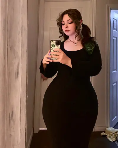 Wide hip teen PAWG cover image