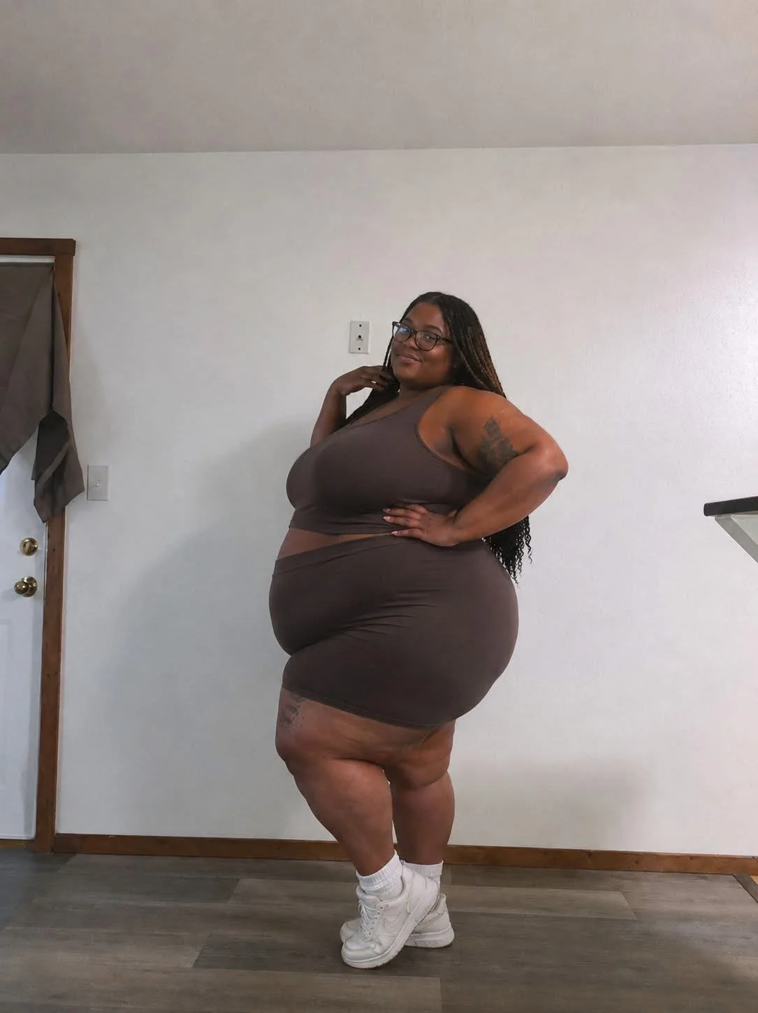 SSBBWs Straight Drop 4 image 2