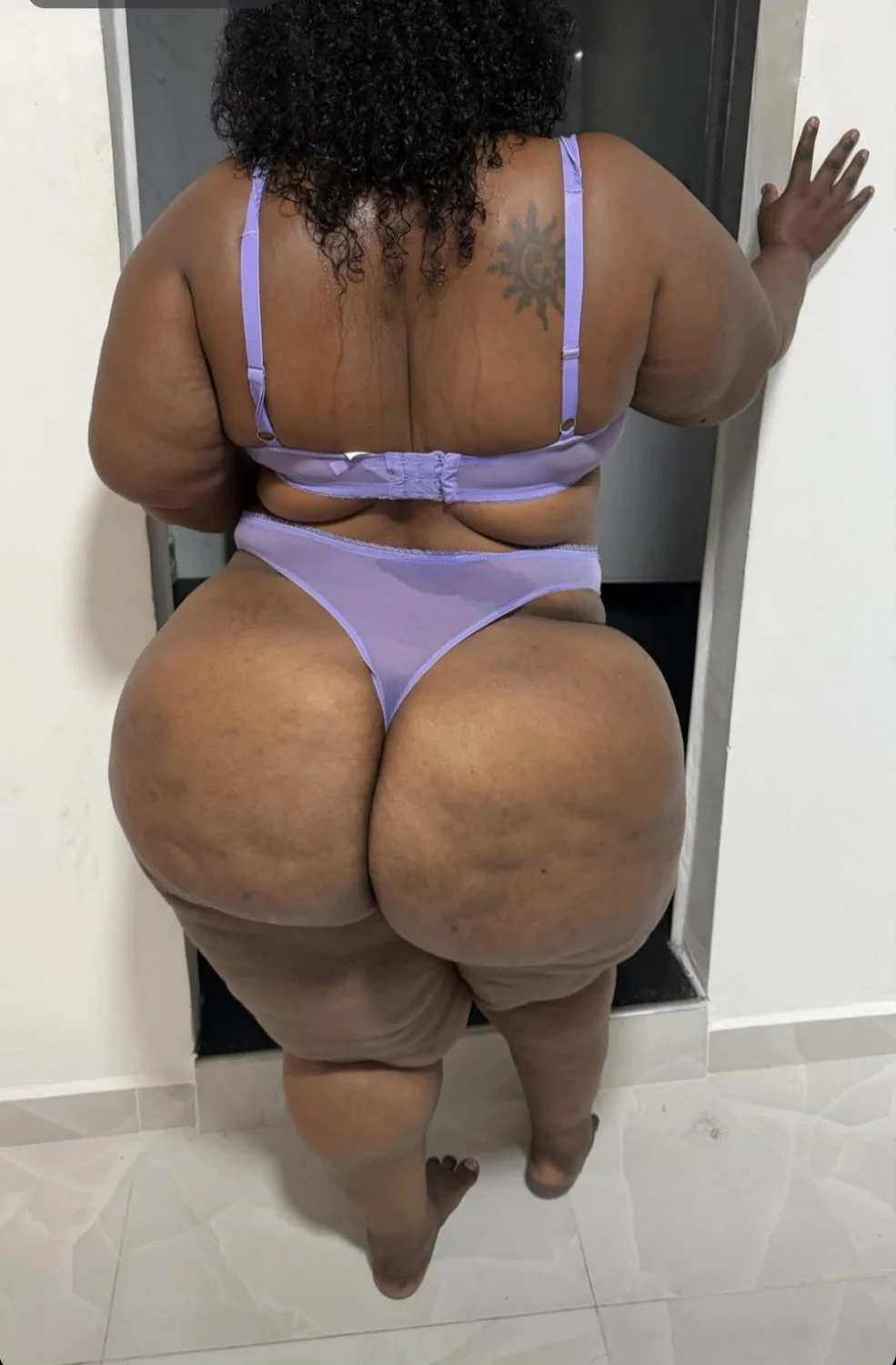 SSBBWs Straight Drop 4 image 3