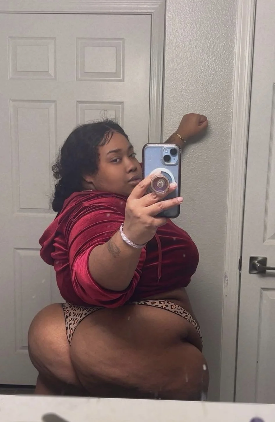 SSBBWs Straight Drop 4 image 7