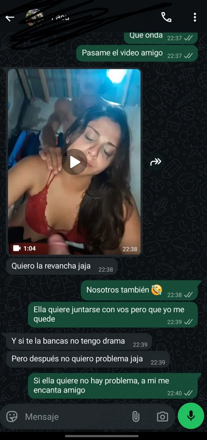 TRIO CON EL AMIGO Y LA NOVIA 💀 petera gritona argentina argenta latina culona en 4 pov cornudo pawg image 1