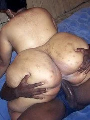 Ebony image 3
