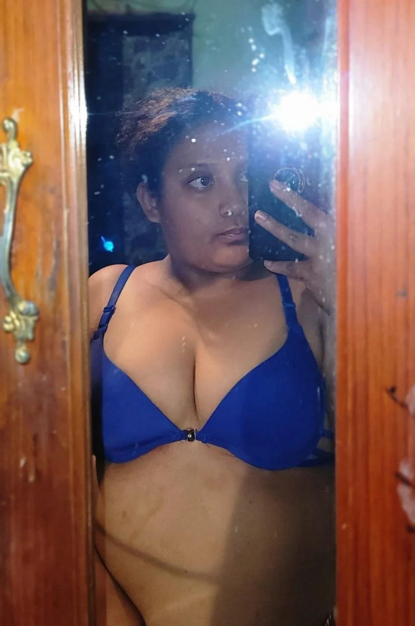 Gorda puta culona expuesta image 11