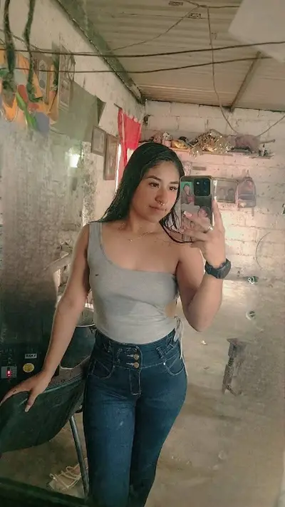 Que les parece la puta d dolores burgos cover image