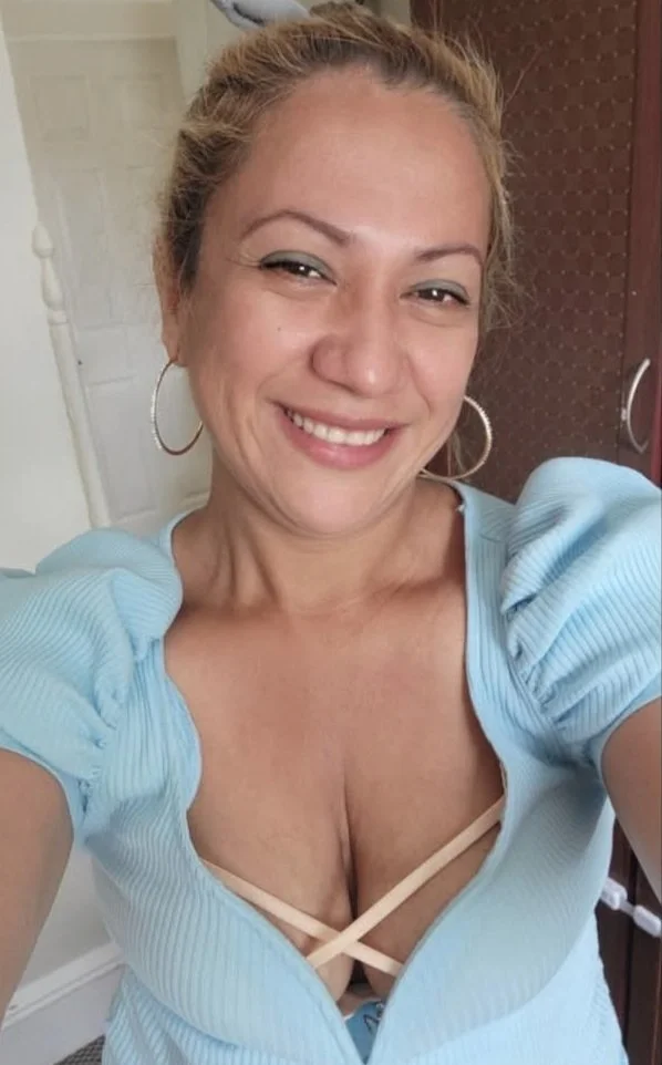 Thick Old milf image 10