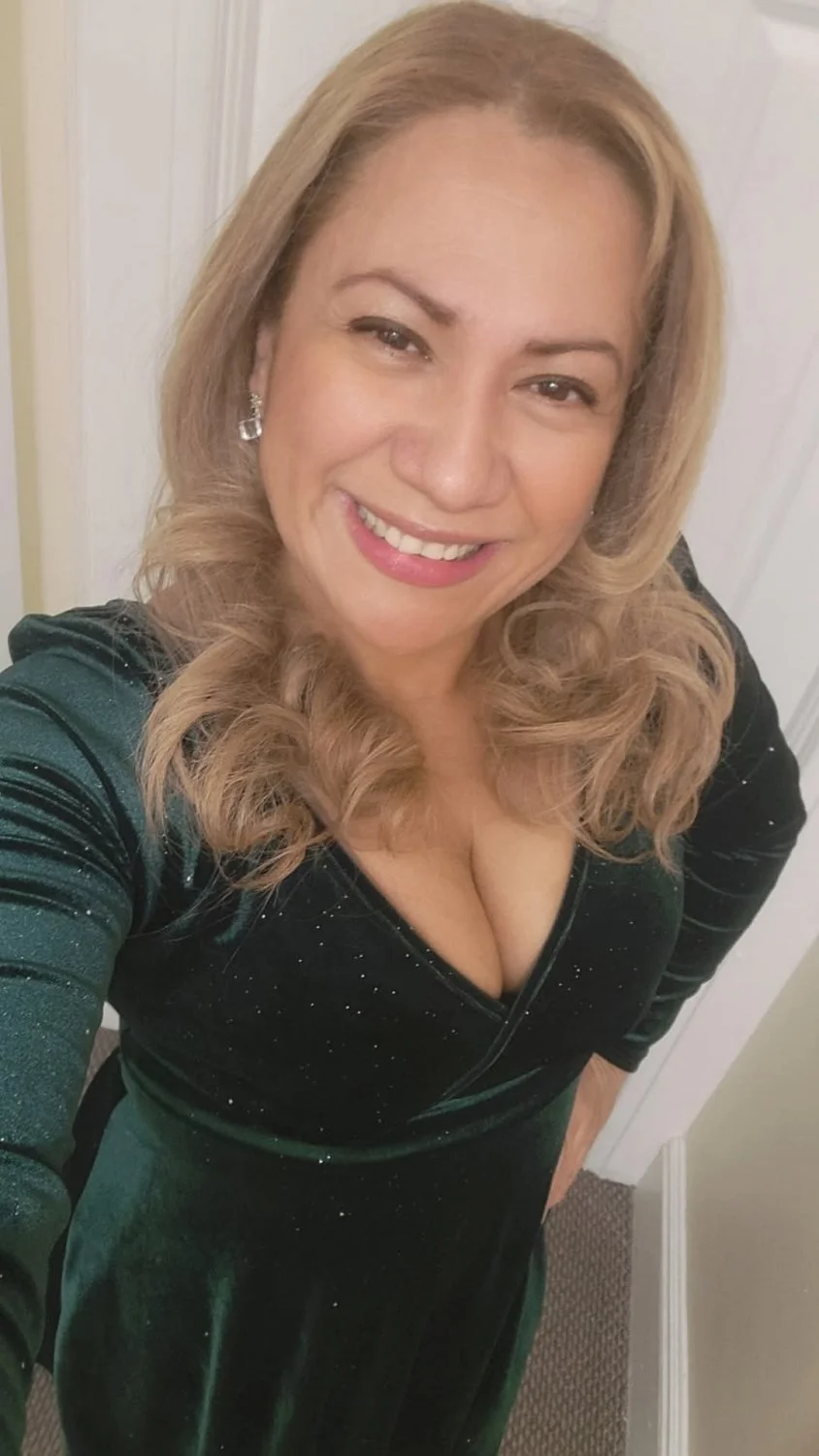 Thick Old milf image 14