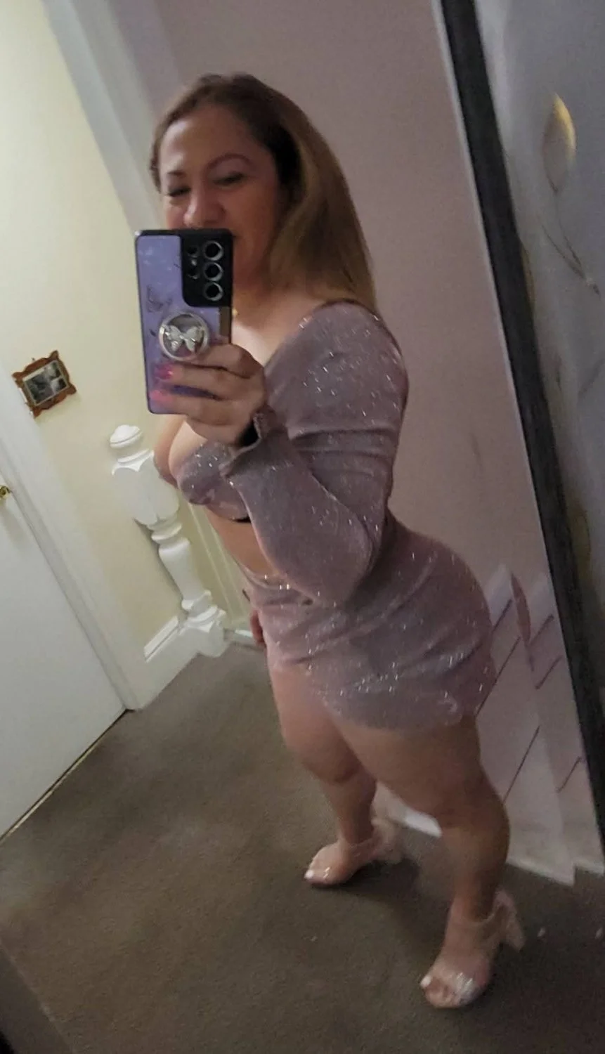 Thick Old milf image 18