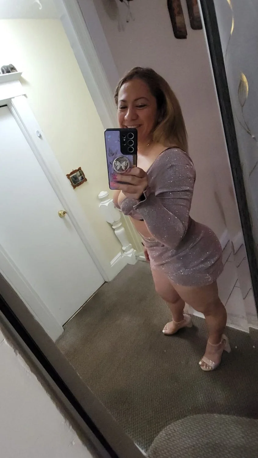 Thick Old milf image 19