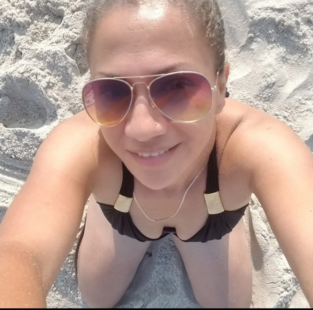 Thick Old milf image 5