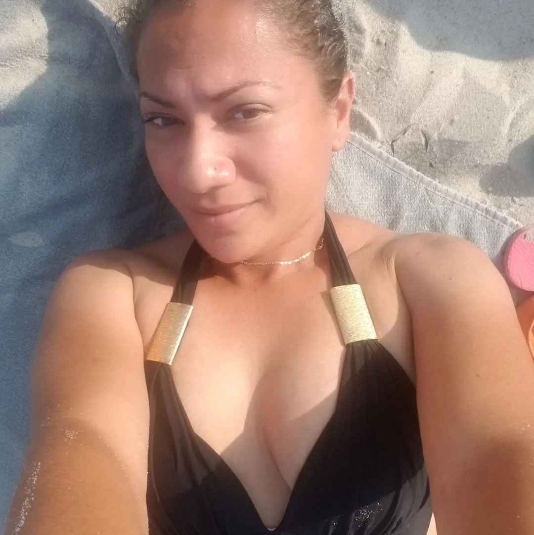 Thick Old milf image 6