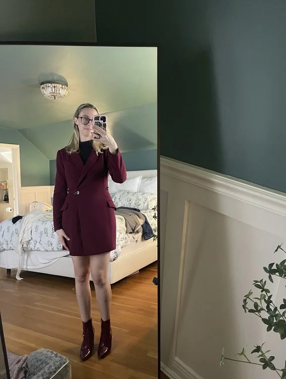 Webslut wife Mindy 2.0. (She's got a freaky side) image 3