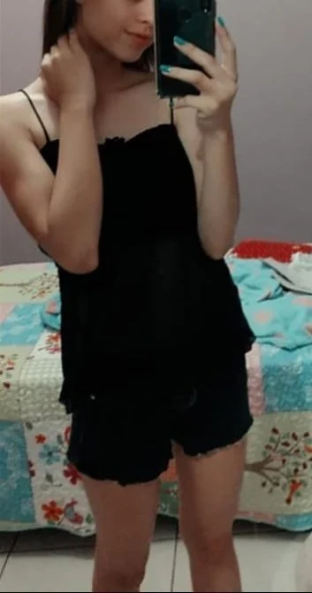 Corninho gosta de exibir a filha safada image 2