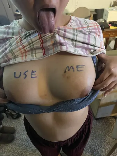 Slut Shows Off cover image