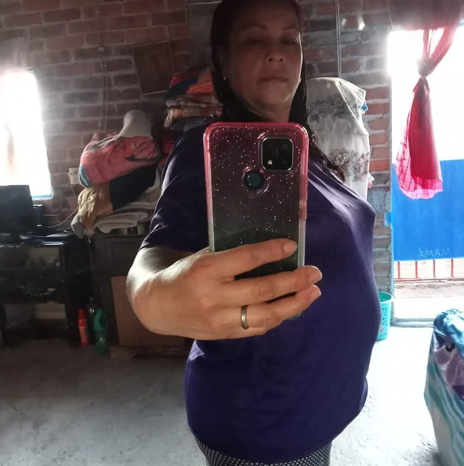 Madre soltera mexicana limpiadora de casas puta image 10