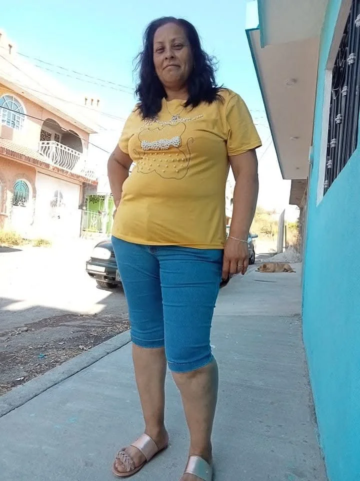 Madre soltera mexicana limpiadora de casas puta image 8