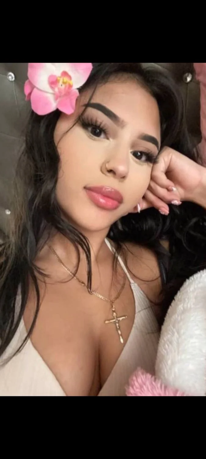 Thicc Latina Teen image 16
