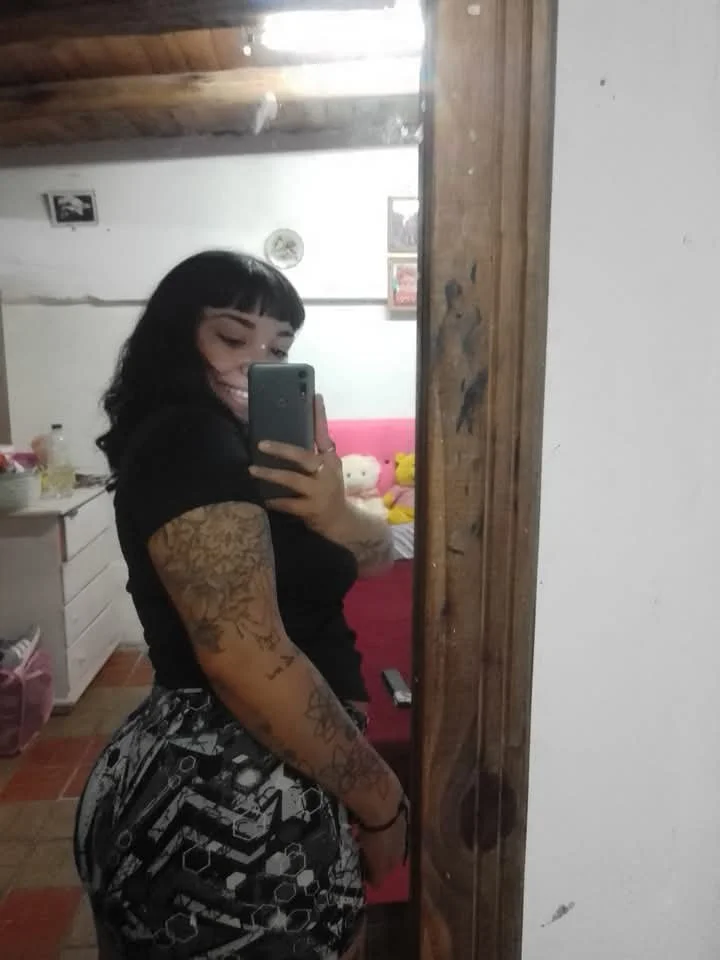 Gordita de mendoza con buen ojete main image