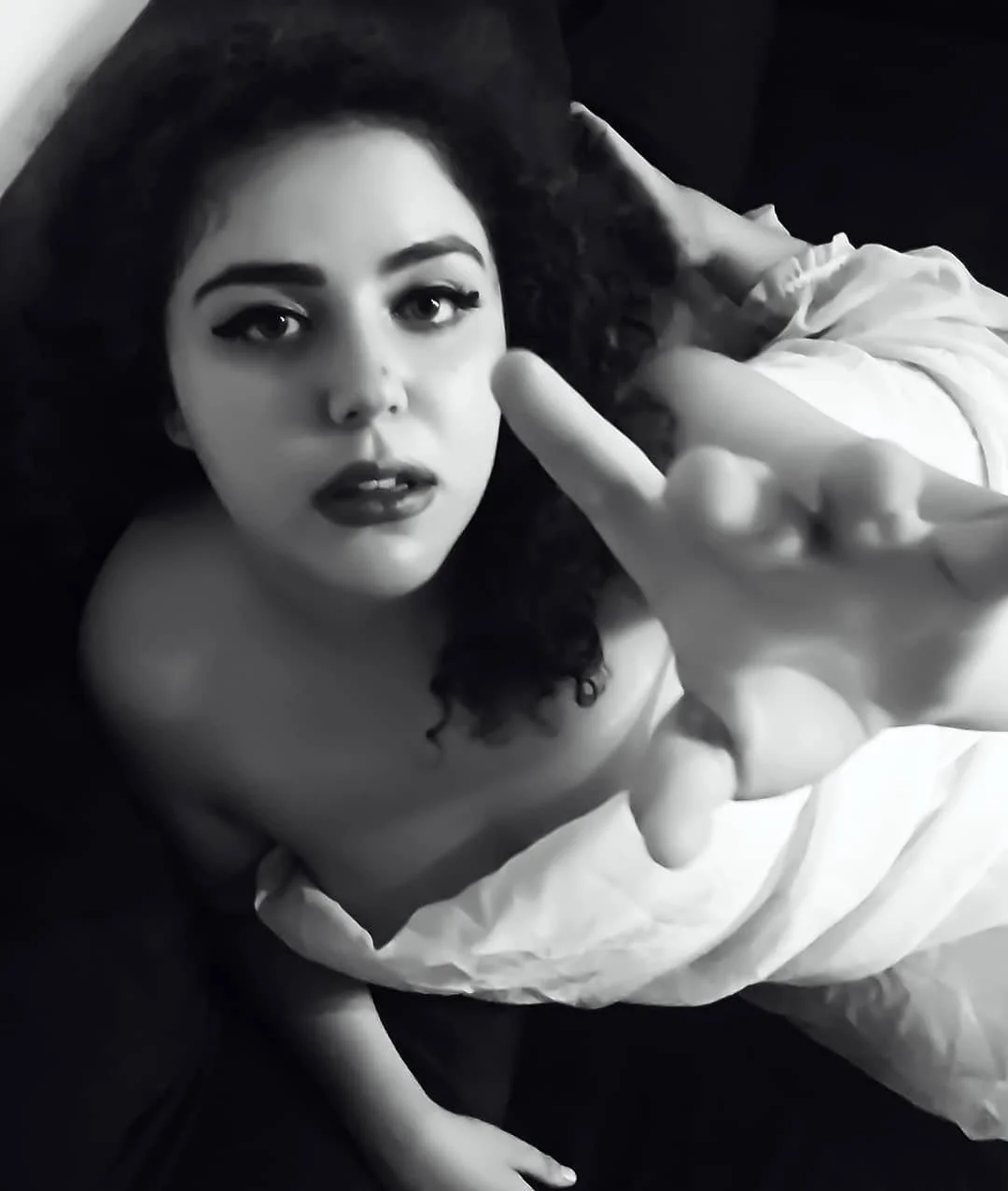 Uma model árabe libanesa do Brasil 🔥 main image