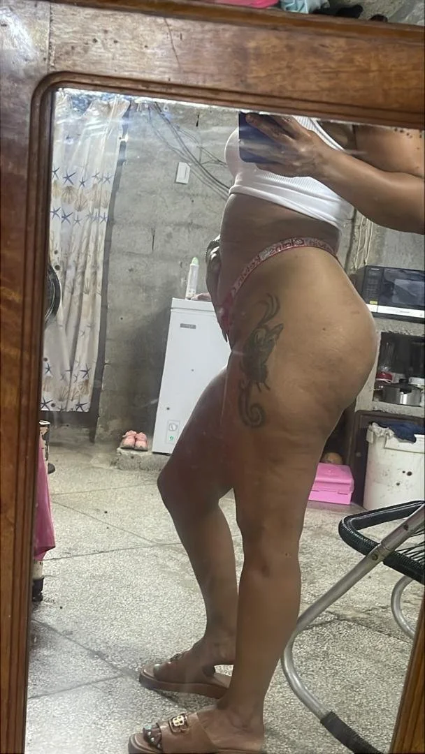 MI NOVIA BEATRIZ TIENE UN CULO ENORME Y ES PUTISIMA PURAS CUBANAS PUTISIMAS image 2