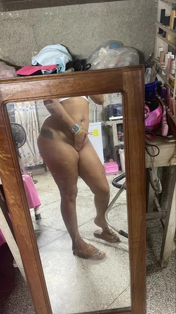 MI NOVIA BEATRIZ TIENE UN CULO ENORME Y ES PUTISIMA PURAS CUBANAS PUTISIMAS image 3