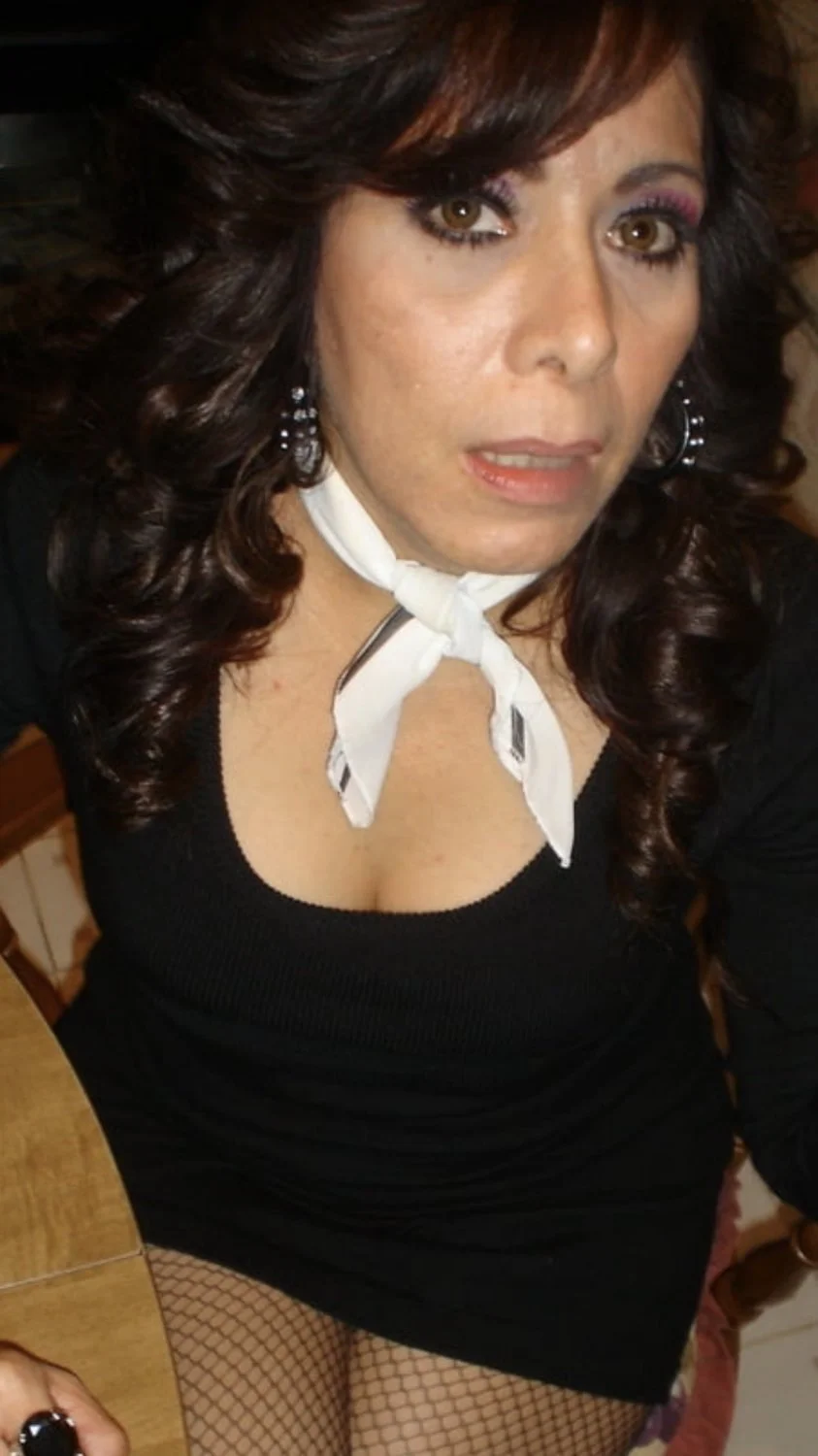 Italian GILF Whore wife still has a perfect body. That pussy grip tho🤤🤤🤤🔥 image 11