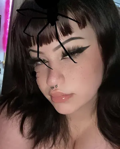 E-Slut Maddy cover image