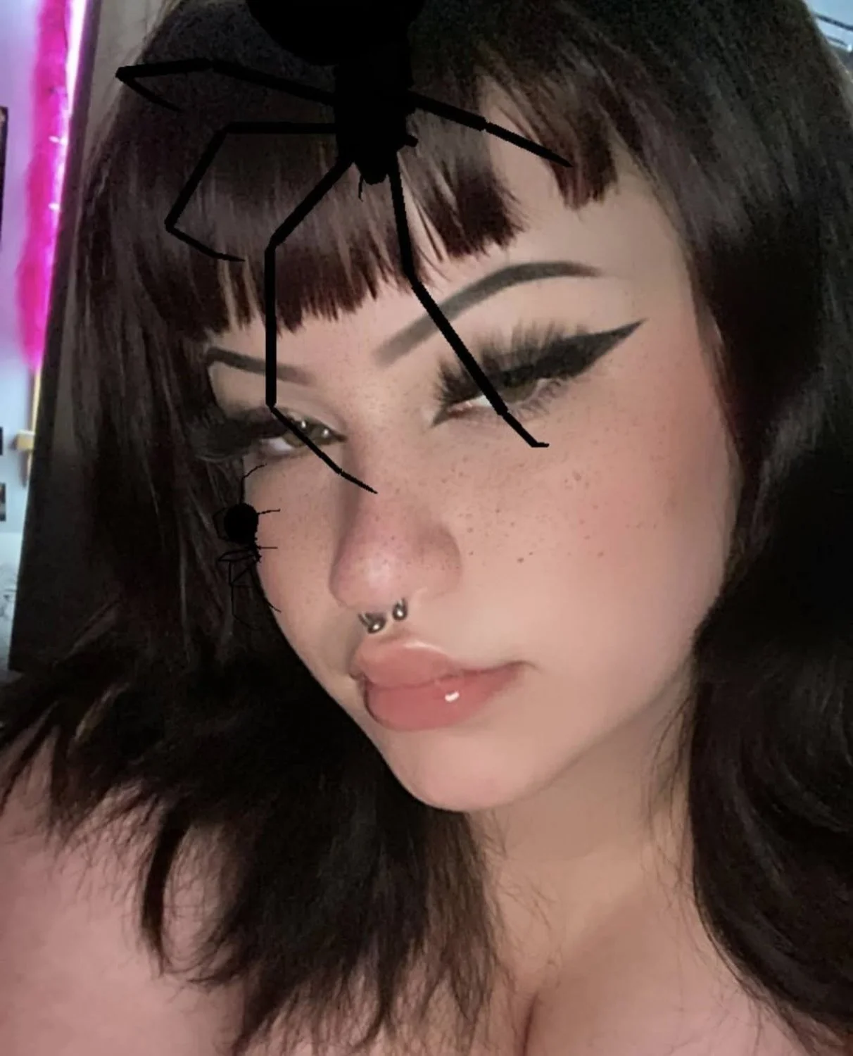 E-Slut Maddy main image