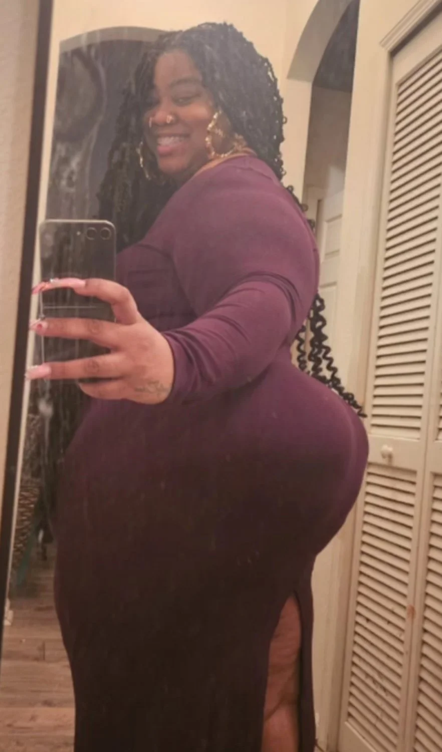 Redbone Big booty bbw aunty showing me her wet holes & twerk skills on FaceTime, she a nut buster💦 image 46