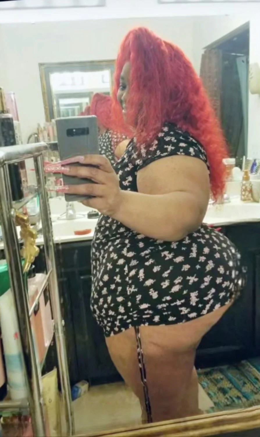 Redbone Big booty bbw aunty showing me her wet holes & twerk skills on FaceTime, she a nut buster💦 image 47