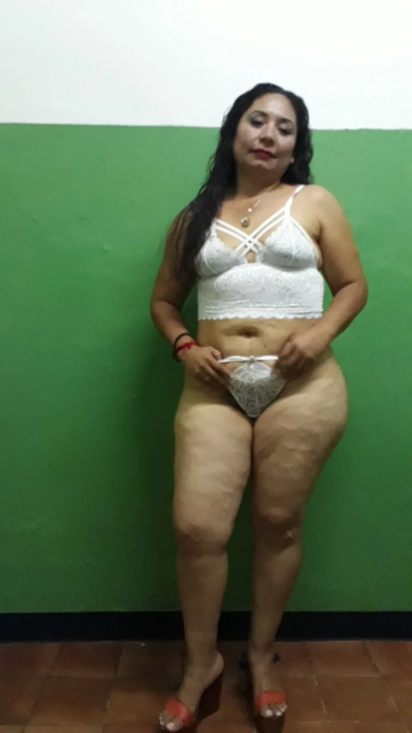 MI AMIGA LA MEXICANA JOVITA SARABIA ES UN PUTÍSIMA LE ENCANTA LA PINGA Y TAMBIÉN MAMAR RICO image 7