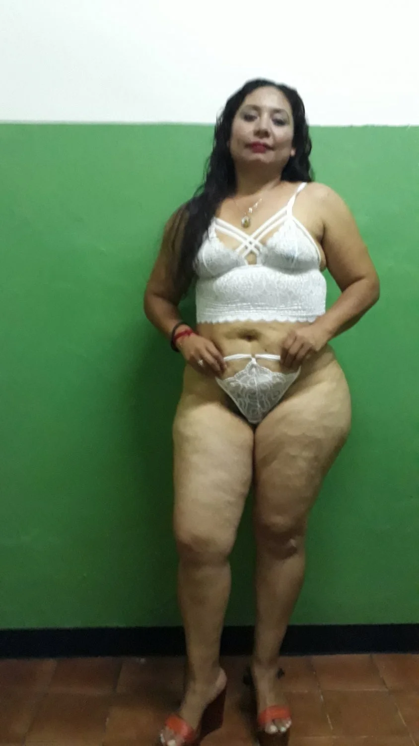 MI AMIGA LA MEXICANA JOVITA SARABIA ES UN PUTÍSIMA LE ENCANTA LA PINGA Y TAMBIÉN MAMAR RICO image 8