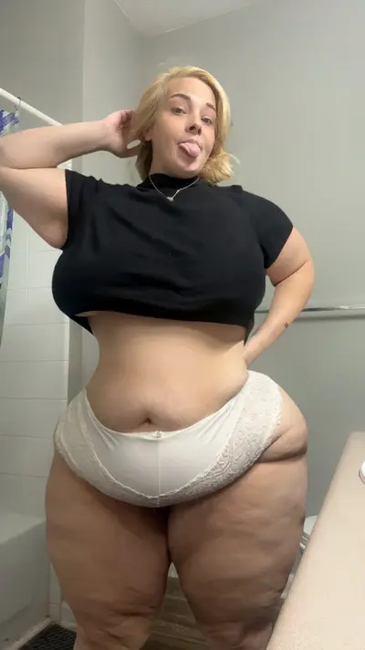 Bigbootybecky cover image