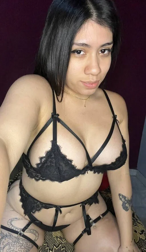 Pendeja tetona image 24