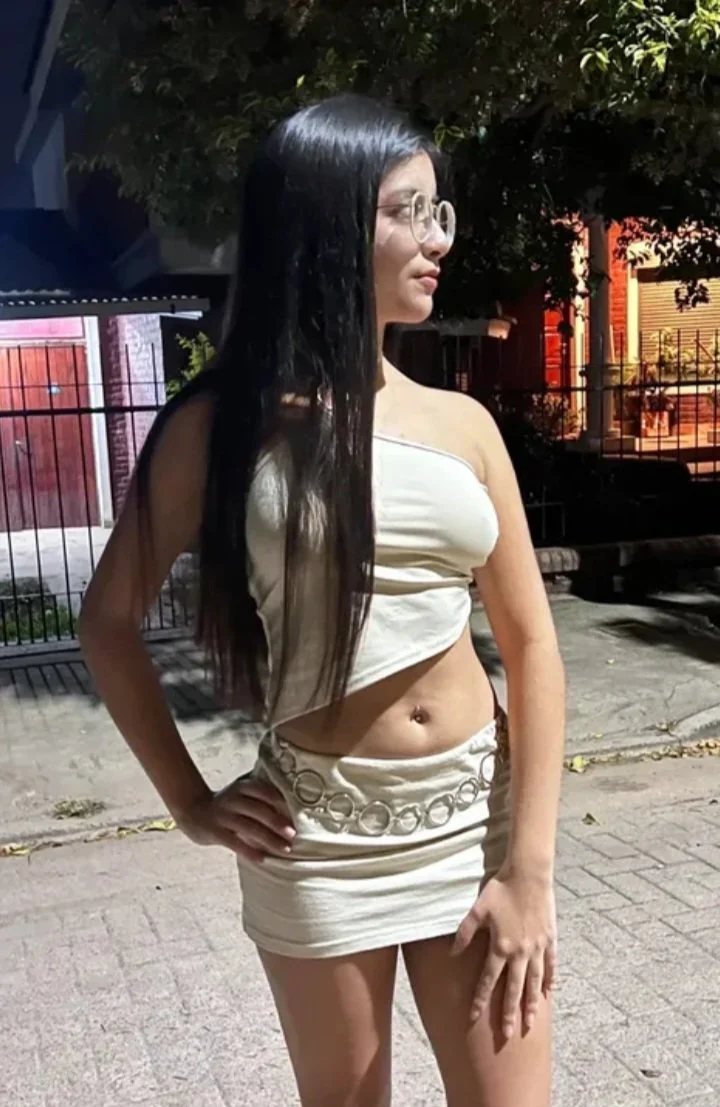 Carola image 3