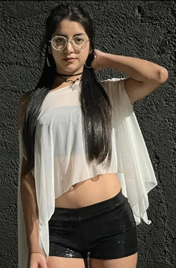 Carola image 4