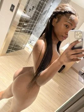 I been looking for her 😩💦 main image