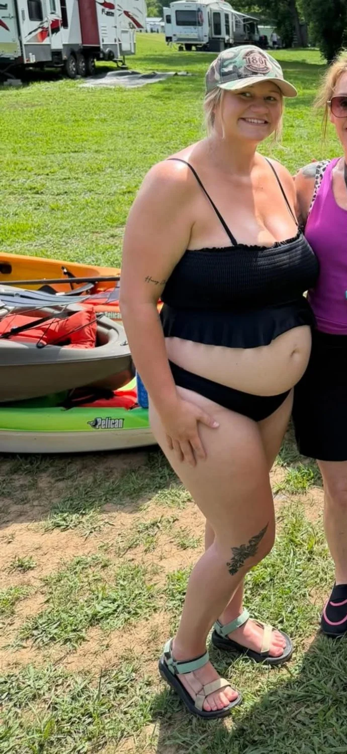 Friend’s Preggo Wife image 3
